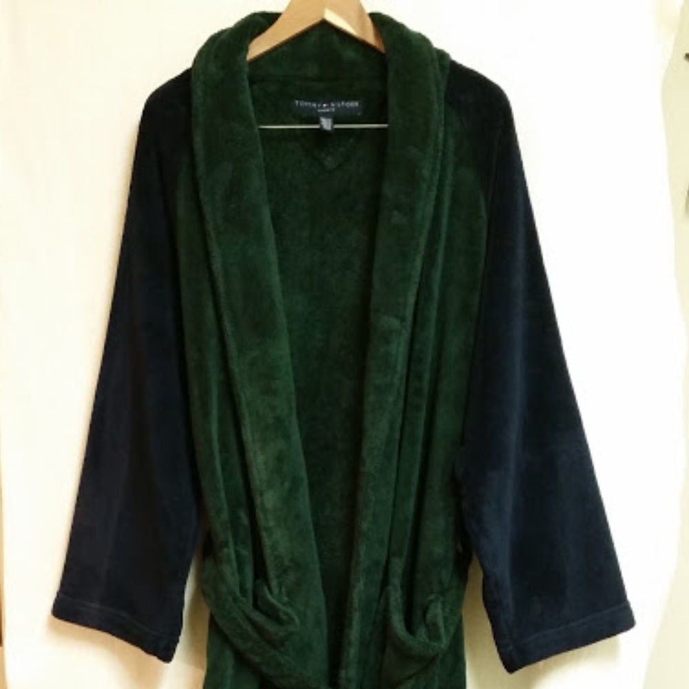 Tommy Hilfiger Men's Plush Robe